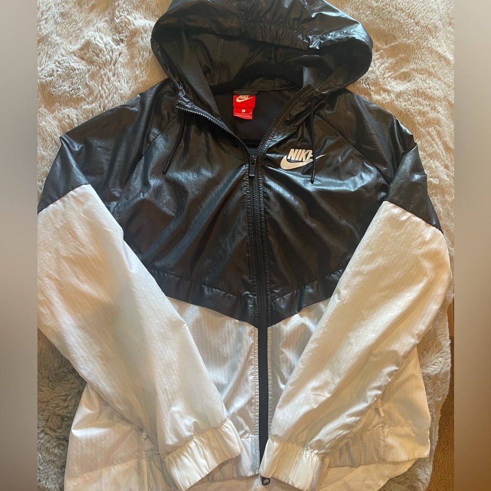Nike windbreaker